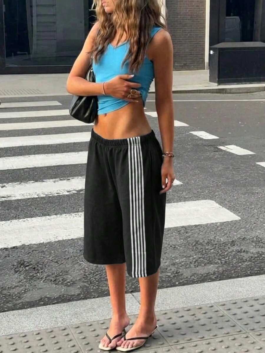 Milalo 女款夏季側條紋短褲 Y2K 運動休閒下身黑色 - 黑色 - 查看 1