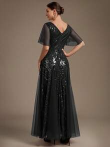 EVERPRETTY Elegant Luxury Charming Party Heavy Embroidery Floral Sequin Mesh Patchwork Black Formal Evening Gown Suitable For Evening Party Wedding Guest - Black - View 4