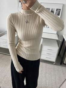 Atasan Kasual Wanita Lengan Panjang Kerah Tegak Warna Polos dengan Detail Ribbed - Khaki - View 2