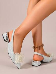 Wanwan Shoes 法式粗跟高跟尖頭女鞋 2026 春季新款 中跟大尺碼顯瘦女鞋 亮片防滑格紋布面 鑲鑽蝴蝶結 金屬鞋跟帽 純色尖頭低筒無綁帶粗方跟單鞋 歐美明星風 春夏秋 婚禮伴娘晚宴約會通勤日常女鞋 粗跟涼鞋 - 銀色 - 查看 6