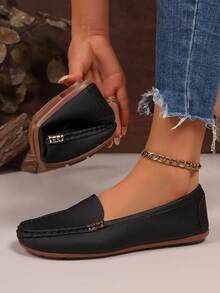 Women's Loafers Solid Color Versatile Metal Buckle Decor Daily Commute Bean Shoes - Black - View 1