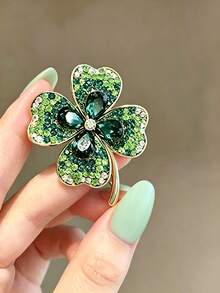 1pc/3pcs Clover Brooch For Women, Luxury Sparkling Rhinestone Pin, Elegant High-End Alloy Rhinestone Brooch, Vintage Exquisite Suit Coat Hat Scarf Decoration Accessory - Green - View 7
