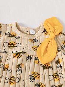 新生女嬰禮品蝴蝶結羅紋蜜蜂印花洋裝，附襪子與髮帶多件套裝 - 黃色 - 查看 4