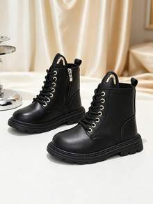 1 Pasang Sepatu Bot Anak Setengah Betis, Lubang Tali Emas + Dekorasi Lidah Logam, Sol Lembut dengan Desain Resleting Dalam, Gaya Minimalis Modis dan Indah, Cocok untuk Dipakai Sehari-hari di Sekolah dan Liburan, Koleksi Terbaru Musim Gugur/Dingin - Hitam - View 3