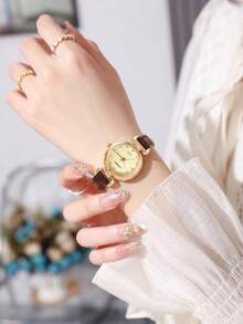 LIANDU Vintage Mini Round Leather Strap Quartz Women's Watch, Gold Case Dial With Rhinestone Markers, Elegant Formal Watch, Suitable For Various Occasions Like Holidays, Parties, Weddings, Back To School, Christmas, Thanksgiving, Halloween, Easter, Etc., Perfect Gift For Women - Brown - View 4