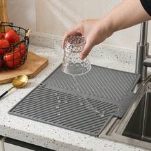 1pc Kitchen Countertop Silicone Drain Mat Coaster, Built-In Drainage Edge And Hanging Hole, Quick Dry Heat Resistant Non-Slip, Easy To Clean, Suitable For Tableware, Bar Counter And Sink Drainage - Grey - View 10