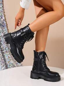 Women's Red Punk Studded Ankle Boots, Thick Sole Lace-Up Buckle Workwear Motorcycle Boots, Autumn/Winter - Black - View 5