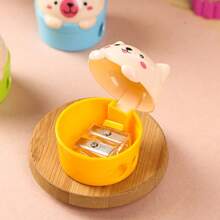 1pc Cute Animal Dual-Hole Pencil Sharpener, Adorable Cartoon Flip-Top Design, Macaron Colorful Shell, With Shavings Box, Manual Pencil Sharpener For Kids, Student Stationery, Back To School Small Prize Gift - Multicolor - View 5
