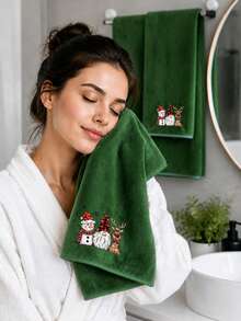 1pc/4pcs Christmas Pattern Towel Set, Reindeer Snowman Gnome Print, Soft Absorbent Coral Fleece Towels, Holiday Bathroom Decor, Christmas Gift - Green - View 2