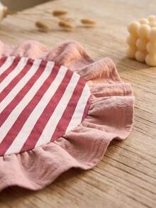 1/2/4/6/12pcs Red & White Thin Striped Pink Ruffle Edge Fabric Placemats, Fresh Natural Style, Round Shape With Ruffle Edge Patchwork Details, Stain-Resistant Tabletop Protection And Decorative Function, Suitable For Daily Breakfast And Natural Home Decor Scenes - Red - View 8