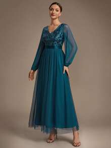 EVERPRETTY Elegant Luxury Heavy Beaded Embroidery Mesh Patchwork Long Sleeve Duck Blue Formal Evening Gown Suitable For Party Wedding Guest - Teal Blue - View 5