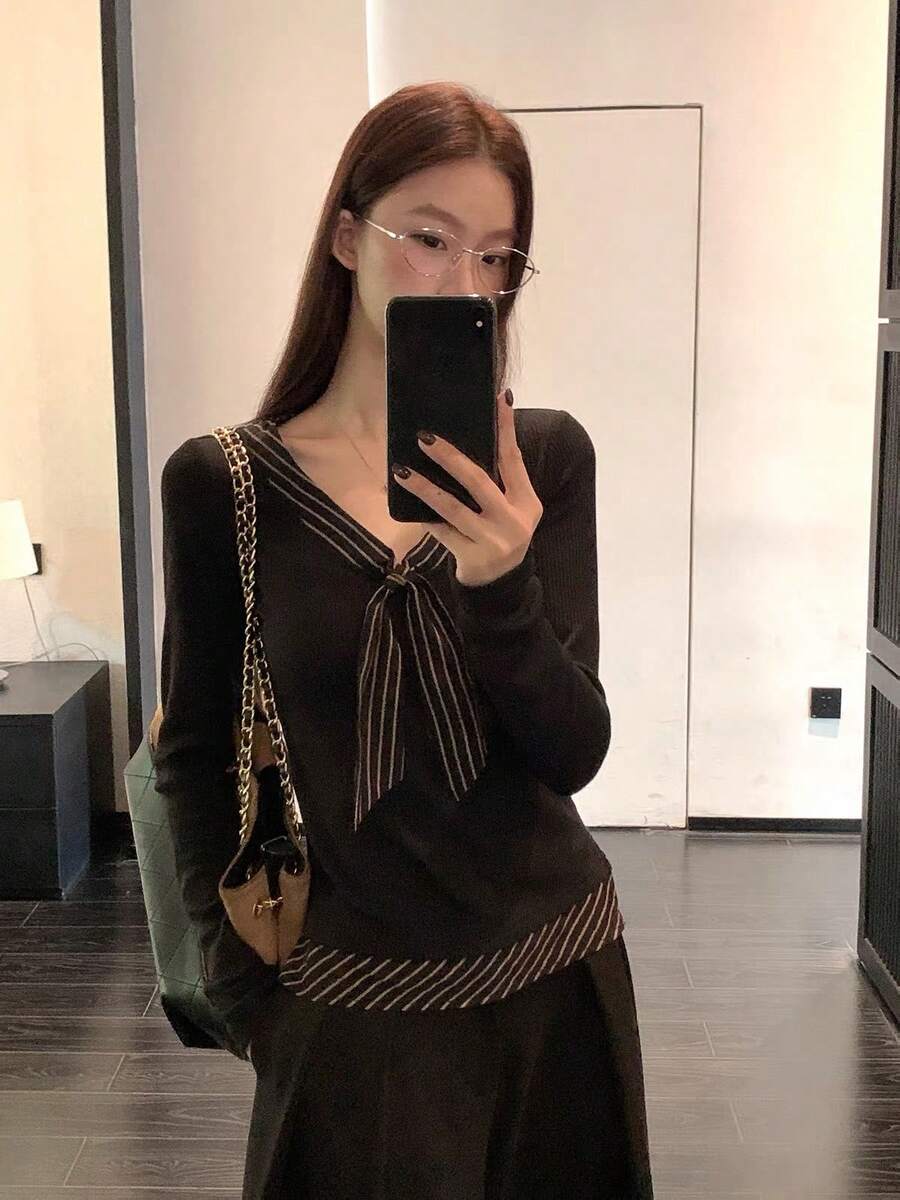 Women's 2026 New Long Sleeve T-Shirt, Black Stunning Slim Fit 2 In 1 Knit Top - Black - View 1