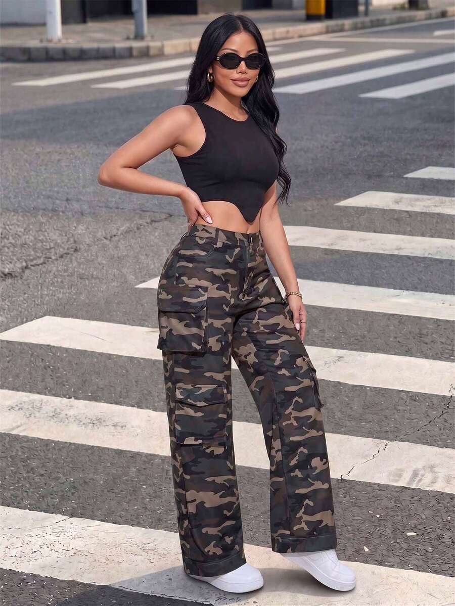 Pantalones cargo de primavera informales con bolsillo con solapa con estampado de camuflaje - Verde militar - Ver 1
