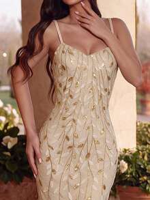 HOMEYEE Women's Embroidered Elegant Hoco Long Backless Tie Strap Fitted Cocktail Dress For Birthday Party - Gold - View 3