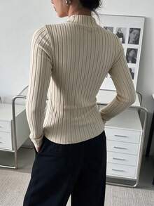 Atasan Kasual Wanita Lengan Panjang Kerah Tegak Warna Polos dengan Detail Ribbed - Khaki - View 3