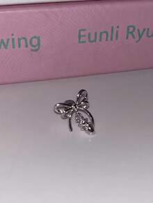 1pc Balletcore Bow Rhinestone Cartilage Ear Stud, Niche Silver Sweet Cool Earring For Women - Bow Earrings - View 8