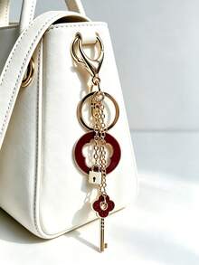 1pc Metal Bag Keychain Pendant, Purple-Red, Women's Metal Bag Chain Accessory, Fashion Chain, Niche Design, High-End Bag Decoration - Multicolor - View 1