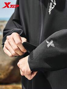 XTEP Wing Assault Jacket | New Autumn Outdoor Water-Repellent Hiking Couple Jacket For Men And Women, Solid Black - True Black - View 3
