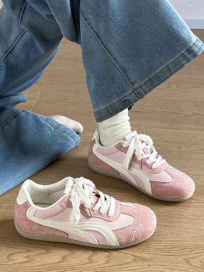 1 Pair Women's Pink Lace-Up Casual Sports Shoes, Fashionable College Style, Deshun Shoes