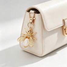 Gold Bee Bag Charm Keychain, Vintage Hollow Insect Metal Bag Pendant, Luxury Exquisite Small Animal Charm, Daily Commute Date Handbag Backpack Decoration Accessory, Creative Gift For Women Girls Best Friends - Multicolor - View 1