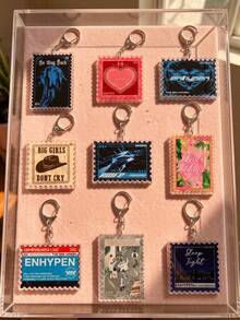 1pc/9Pcs Stamp Shaped Acrylic Keychain, Acrylic Backpack Pendant, Lightweight Backpack Key Charm, Vintage Stamp Acrylic Pendant, Backpack Decoration, Suitable For K-Pop Fans, Friends, Birthday Gift - Multicolor - View 3