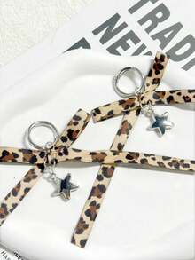 1 Pair American Vintage Leopard Print Bow Knot Personalized DIY Modification White Sneakers Board Shoes Wear-Resistant Decorative Replacement Accessories - Leopard Print - View 4