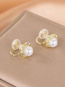 1 Pair Women's Non-Pierced Clip-On Earrings With Double Ear Pads, Mosquito Coil Disc Design, Faux Pearl, Minimalist Elegant Vintage Luxury Lightweight Earrings - Double Ear Pad Version (Item No. 2571) - View 7