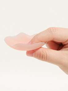 40pcs Invisible Round Silicone Nipple Covers, (Including 20pcs Non-Woven Flower-Shaped Nipple Covers) Invisible Self-Adhesive Pads With Comfortable Soft Cushion In The Center, Suitable For Deep V-Neck And Strapless Dresses, Discreet Coverage For Daily Wear - Thick style - View 3
