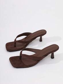 Women's New Summer Elegant Coffee Brown Square Toe Kitten Heel Flip Flop Sandals, Fashion Minimalist Versatile Thong Sandals With Open Toe, Heel Height 1.8-2 Inches (Approx. 4.6-5 Cm), Wide Foot High Heel Shoes - Coffee Brown - View 2
