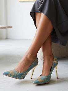 Shiny Rhinestone Bow Silver Elegant Pointed Toe Slimming Women's High Heel Slip-On Chunky Heel Pumps - Green - View 5