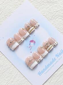 10 PCS Kuku Palsu Tempel Handmade Bentuk Kotak Gaya Y2K Warna Putih dengan French Style Desain 3D, Kuat dan Dapat Digunakan Kembali, Cocok untuk Musim Gugur, Pemakaian Harian, Pesta, Liburan, serta Hadiah Hari Raya Terbaik untuk Wanita - Putih - View 3