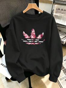 Plus-Size Women's Fashionable Black Crew Neck Sweatshirt With Floral Print, Perfect For A Retro-Style Casual Streetwear Look In Autumn And Winter. - Black - View 3
