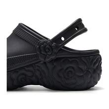 Crocs Hollow Out Clogs Women's Classic Platform Bloom Clog - Black - View 5