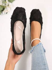 Minimalist Women's Hollow Lace Ballet Flats, Square Toe Breathable Daily Commute Flat Shoes - Black - View 6