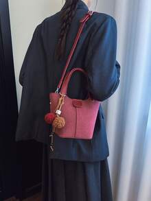 高級小眾設計女款新款通勤百搭斜挎包，籃子造型手提包兼肩背包 - 紅色 - 查看 7