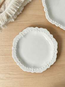 1pc/2pcs/4pcs French Palace Style Embossed Ceramic Plates, 6.5 Inch Elegant Dessert/Cake Plates, Afternoon Tea Snack Plates, Appetizer/Pickle Plates, Fruit/Candy Plates, Suitable For Home & Commercial Use, Microwave/Dishwasher/Oven - Multicolor - View 10
