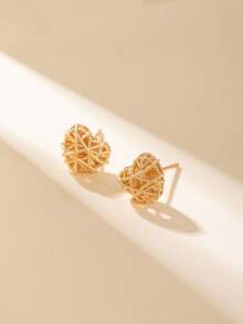 1Pair Vintage Style Copper‑Alloy Gold Hollow Filigree Heart Stud Earrings For Women Daily Dating Party Wear - Multicolor - View 2
