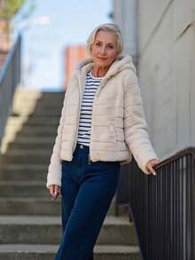 Women's Faux Fur Hooded Pocket Jacket - Perfect Choice For Autumn/Winter - Beige - View 6