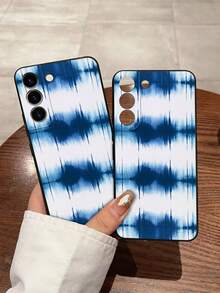 1pc Blue And White Gradient Ink Wash Symmetrical Fabric Texture Indigo Blue Vintage Pattern Black Fashion Design Phone Case, 2D Color Printed Phone Protective Cover, Suitable For Android A04/A05s/A13/A14/A15/A16/34A5/A36/A2/A53/A54/A55/A56/S21/S22/SS24/S25/S26/S26Ultra/26+5 And Other Models. Unisex, Suitable For All Seasons, Can Be Given As A Gift To Friends Or Used Personally. - Multicolor - View 3