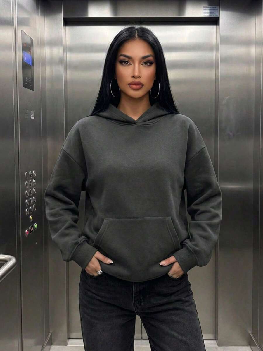 極簡寬鬆女款長袖運動衫，適合秋冬，輪廓設計，休閒百搭，黑色 - 黑色 - 查看 1