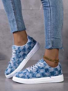 Women's Fashion Skate Shoes, Lace-Up Comfortable Street Style Sneakers, Suitable For All Seasons Outdoor Exercise Activities - White and Blue - View 3