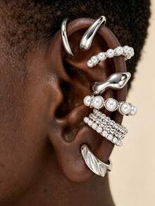 17KM 7pcs Fashion Luxury Elegant Old Money Style Faux Pearl Wide Face Asymmetrical Punk Style Women's Ear Clips, Suitable For Women's Daily Wear, Vacation, Date, Party, Gift, Wedding, Holiday, Daily Banquet, Birthday Gift, Travel Wear, Gift For Mom, Girlfriend, Friend, Daughter, Gift For Loved Ones - Silver - View 1