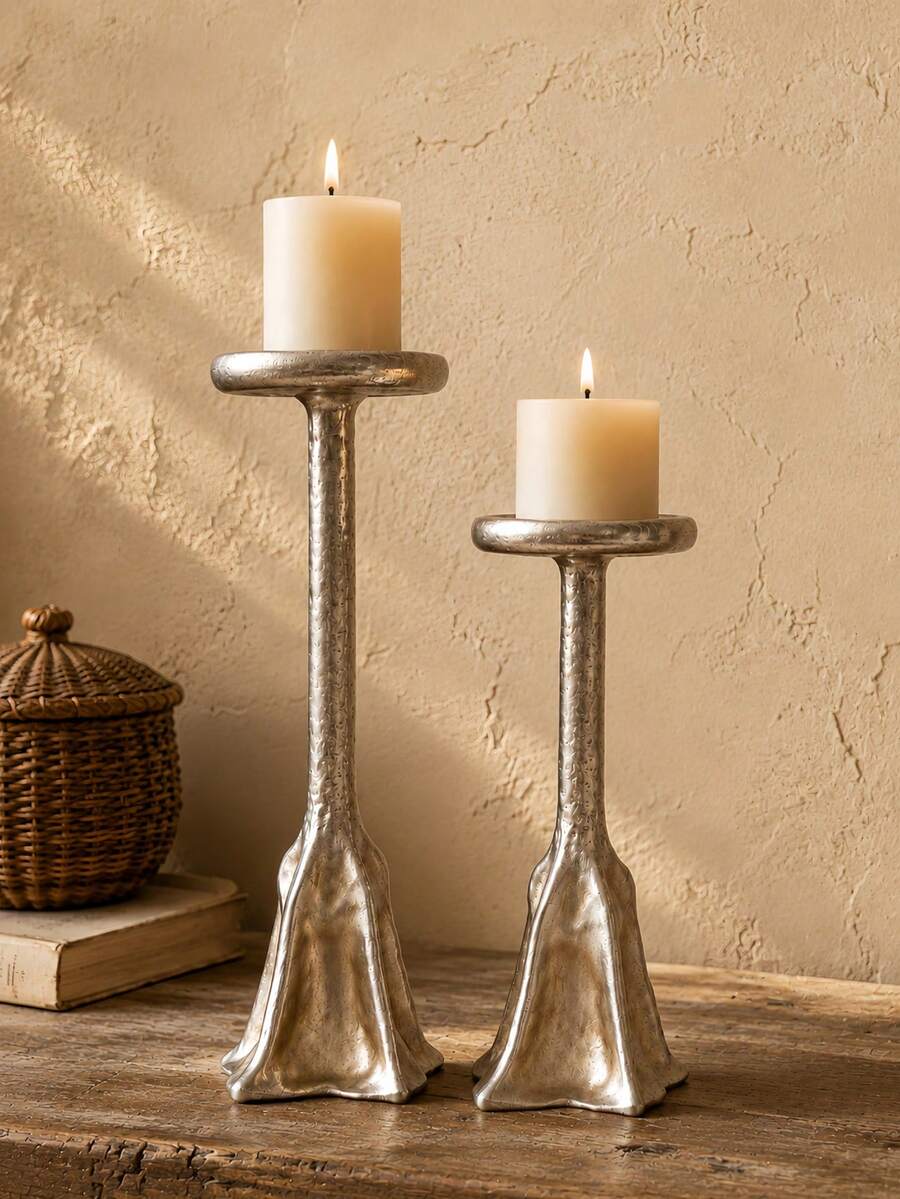 1pc Vintage Silver Candlestick, Tall & Short Combination Slim Pillar Design, Hammered Texture Tray Base Detail, Long Candle Atmosphere Decor, Suitable For Living Room, Dining Table, Bedroom, Wedding Party, Holiday Celebration Scenes - Silver Hill - View 1
