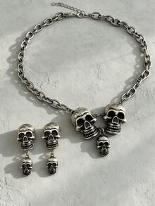 2pcs/Set Women's Vintage Gothic Distressed Silver Chunky Chain Three Skull Pendant Collarbone Necklace & Double Layer Skull Earrings Jewelry Set, Dark Personalized Skull Necklace & Earrings Combination, Suitable For Halloween Party, Gothic Theme Ball, Gathering Outfit - Antique Silver - View 3