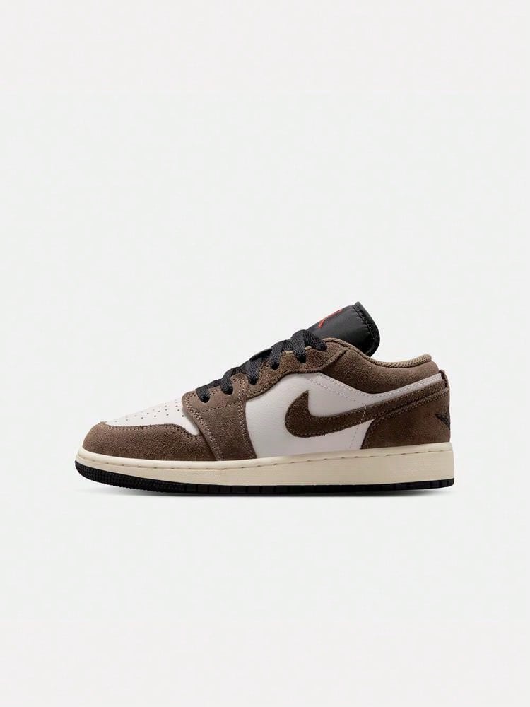 Teenager AIR JORDAN 1 LOW (GS) Casual Shoes Low-Top 553560-200 - Mocha Brown - View 1