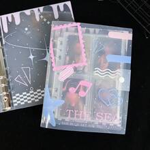 1 buah Binder Lembar Lepas Bergaris Diagonal Transparan A5, Bingkai Foto Polka Dot, Buku Catatan Lembar Lepas Bintang dan Not Musik, Buku Penyimpanan Stiker, Perencana DIY, Album Foto K-Pop, Isi Ulang Halaman Dalam Transparansi Tinggi PP, Halaman Dalam IDOLME Satu/Empat Kantong, Cocok Untuk Album Foto, Buku Tempel, Buku Stiker, Perencana Waktu, Buku Rencana Tabungan, Buku Catatan dan Alat Tulis Belajar Lainnya, Perlengkapan Penting Kembali ke Sekolah - Album Kartu - View 2