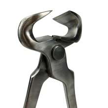 Horse Farrier Tools - View 3