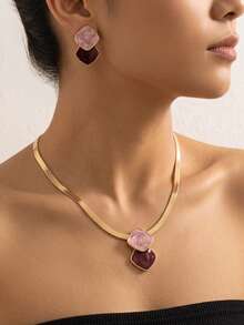 3pcs Vintage Artistic Style Wine Red & Purple Gradient Square Necklace & Earrings Set, Featuring Gold Snake Chain With Double-Layer Asymmetrical Square Pendant And Matching Earrings, Oil Painting-Like Blended Colors And Unique Design, Suitable For Dates, Art Exhibitions Or Elegant Commute Occasions, Showcasing Artistic Elegant And Unique Fashion For Women - Yellow Gold - View 1