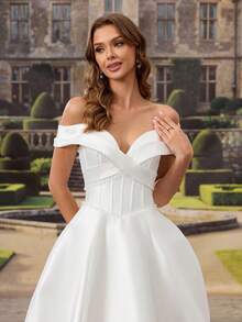 Elegant White Silk Wedding Dress, Off-Shoulder Sweetheart Neckline, Pearl Embellishments, Long Backless Design, Perfect For Creating A Romantic Bridal Look - White - View 2
