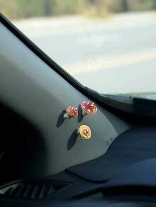 3 buah Hiasan Mobil Bentuk Jamur Miring Mini Kreatif untuk Dashboard, Jendela, Samping, dan Spion Belakang - A - View 3